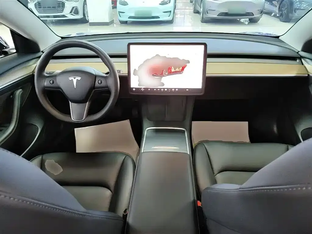 Tesla Model 3 — фото 2