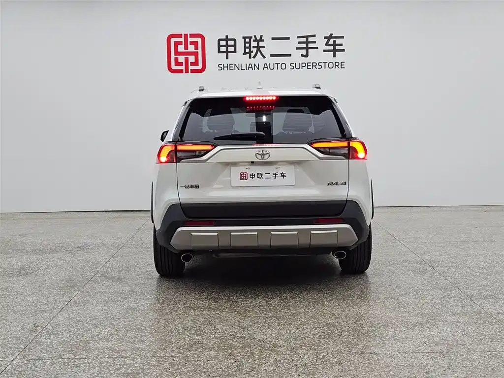 Toyota RAV4 2024 из CN, фото 8