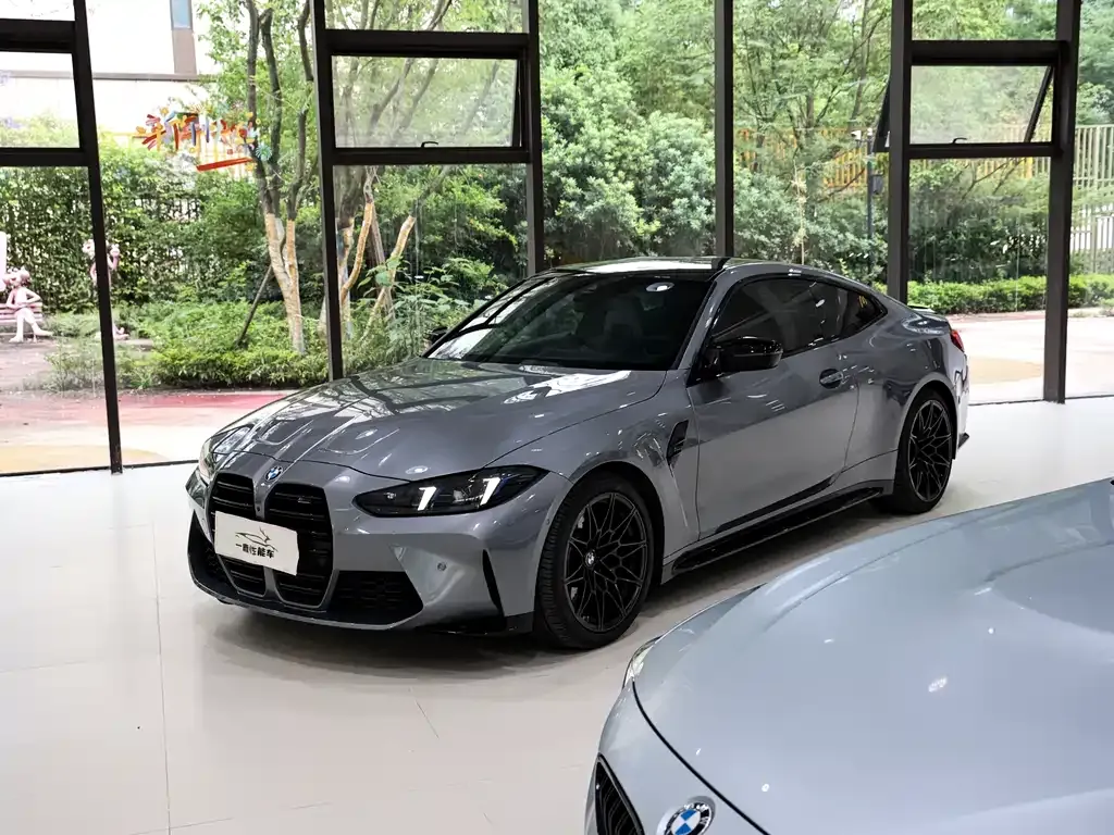 BMW M4 — фото 1