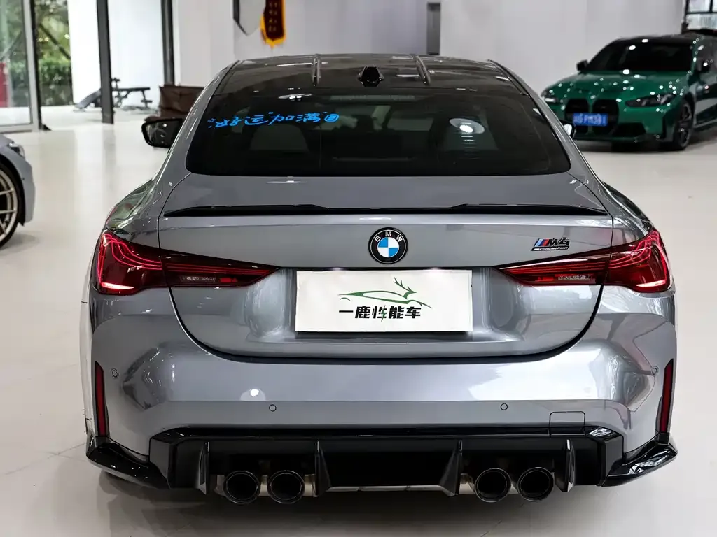 BMW M4 — фото 5