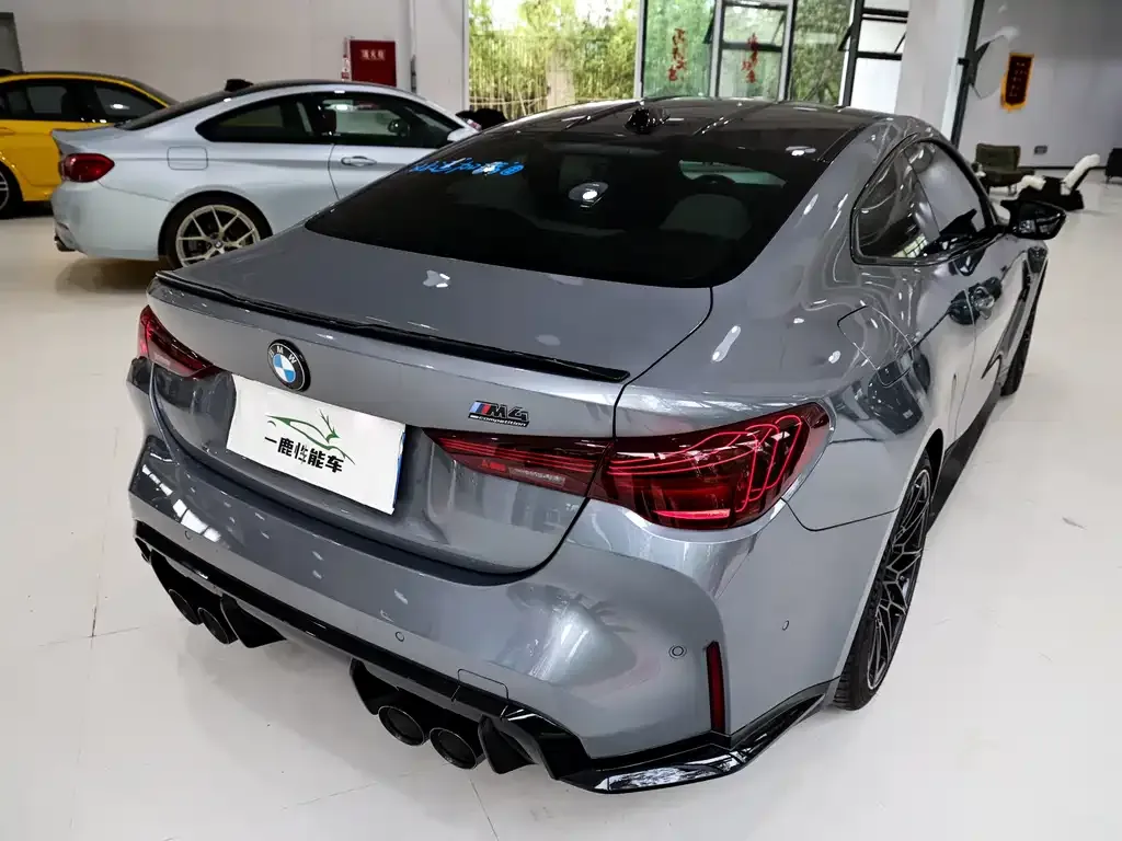 BMW M4 — фото 3