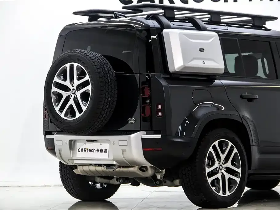 Land Rover Defender — фото 8