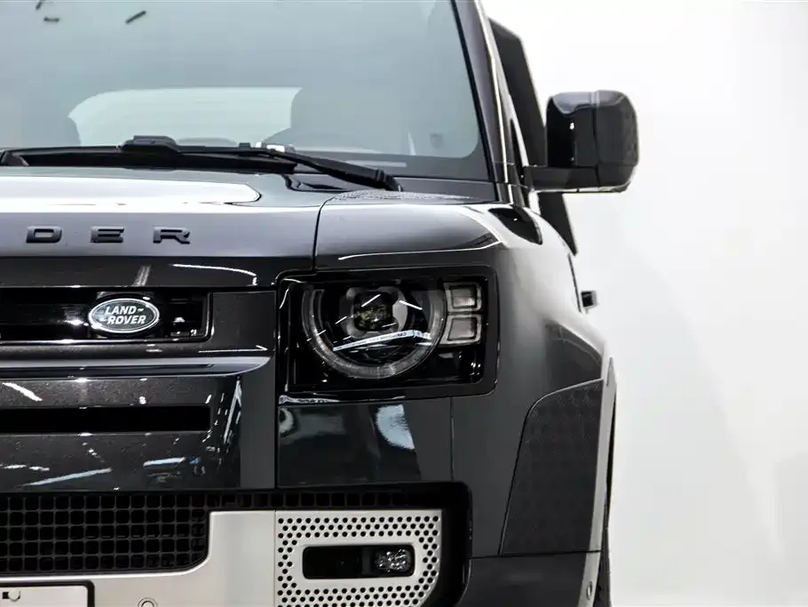 Land Rover Defender — фото 4