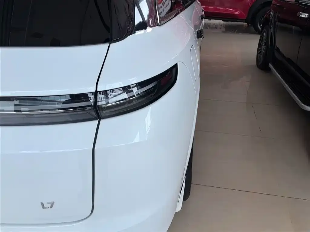Li Auto L7 2023 из CN, фото 2