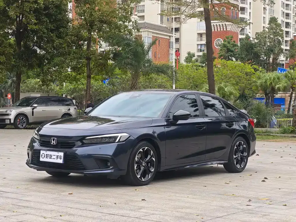 Honda Civic — фото 1
