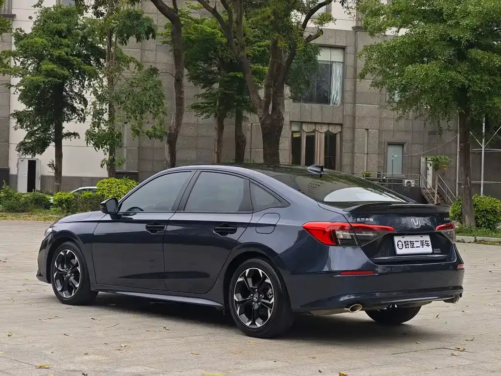 Honda Civic — фото 10