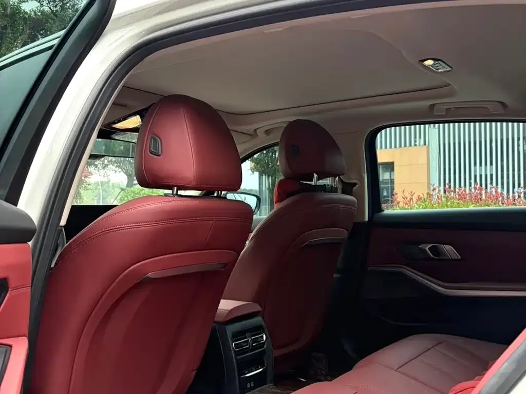 BMW i3 2024 из CN, фото 3