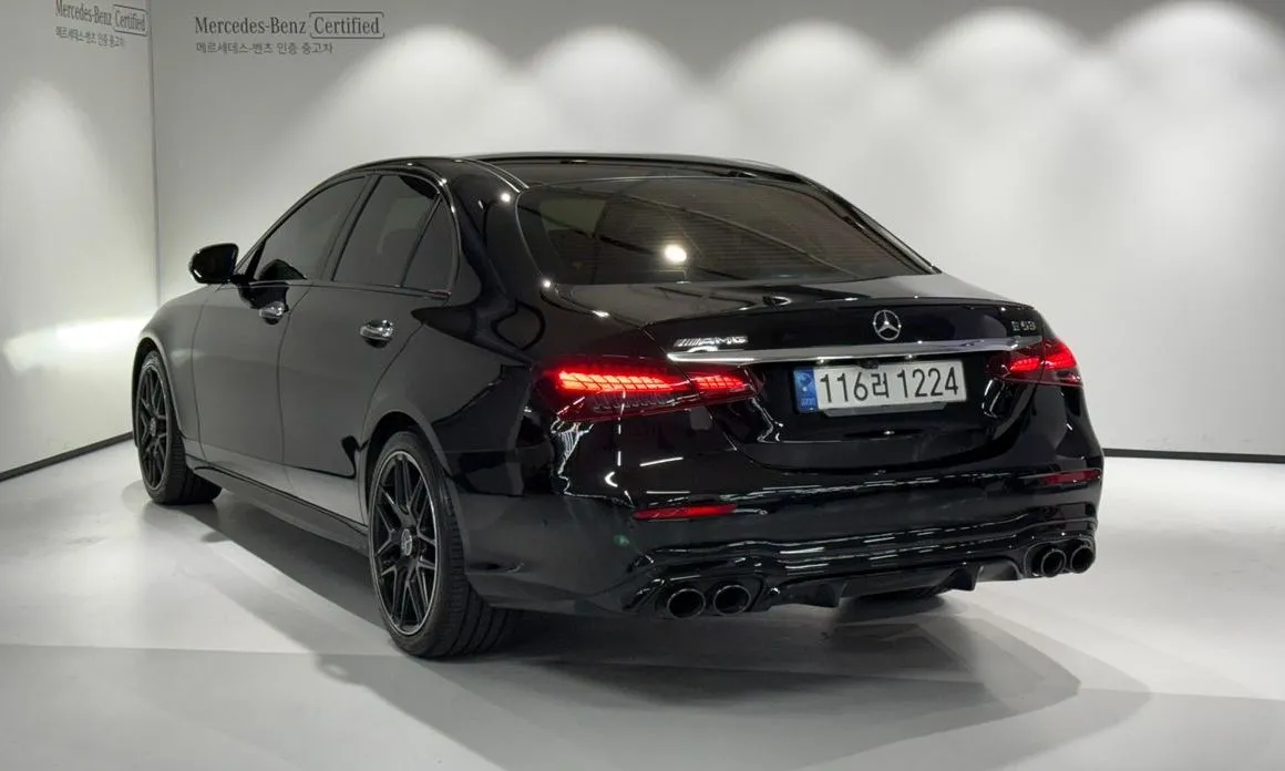 Mercedes-Benz E-Class 2023 из KR, фото 2
