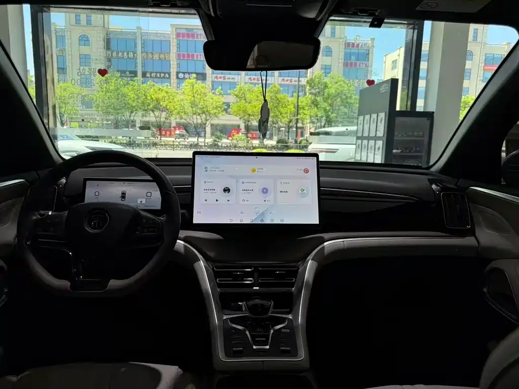 BYD Pro New Energy — фото 4