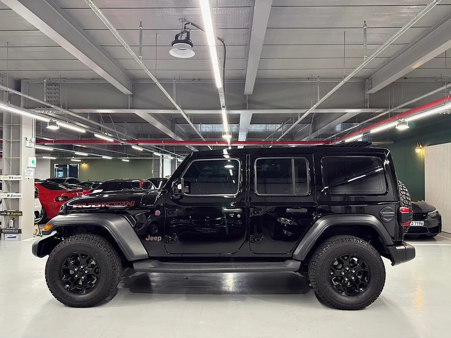 Jeep Wrangler — фото 3