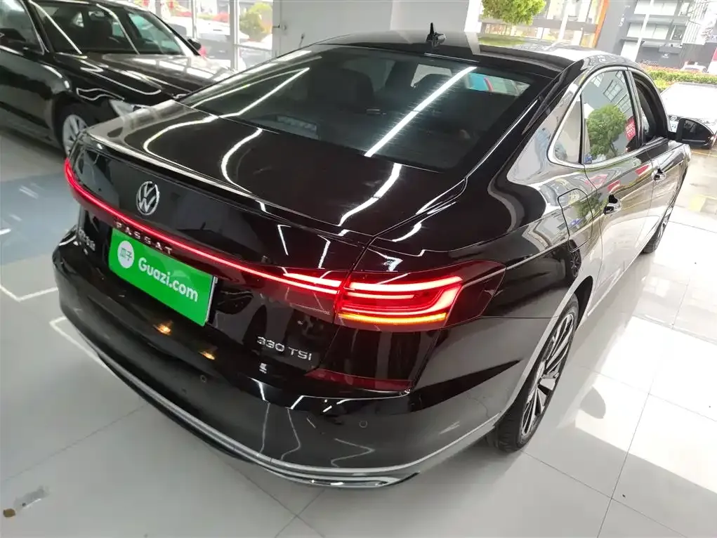 Volkswagen Passat 2022 из CN, фото 2
