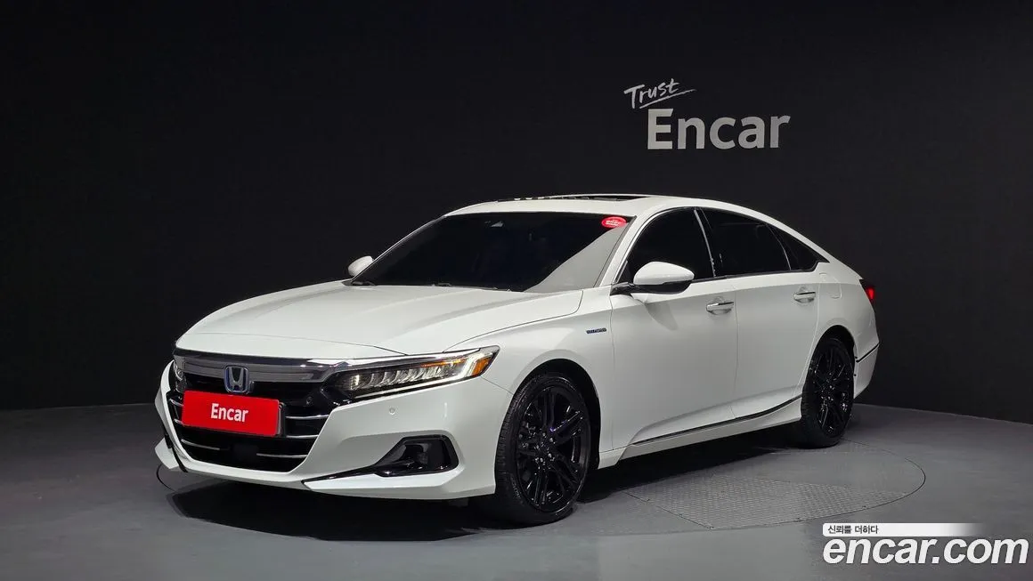Honda Accord — фото 1