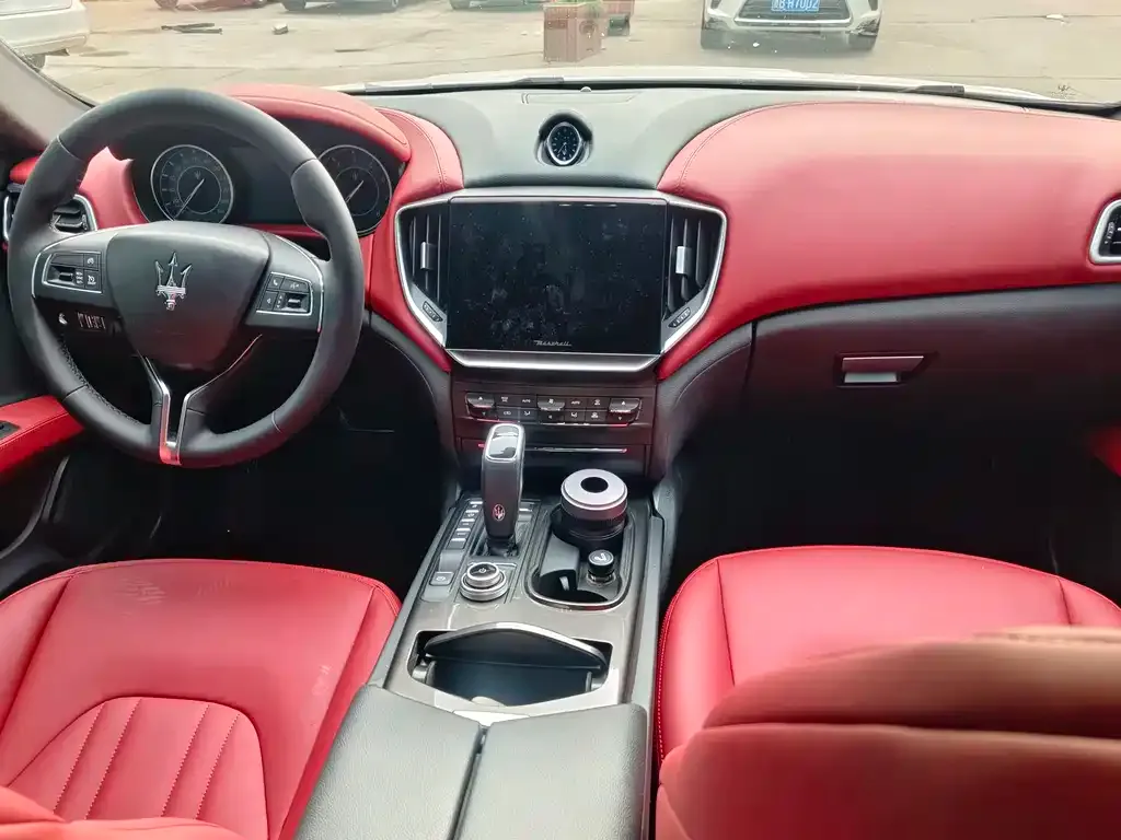 Maserati Ghibli — фото 5