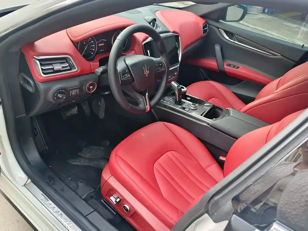 Maserati Ghibli — фото 4