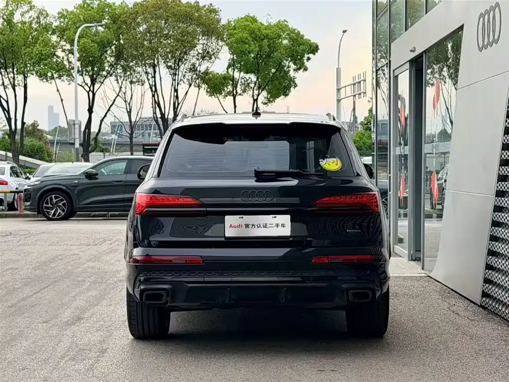 Audi Q7 2026 из CN, фото 8