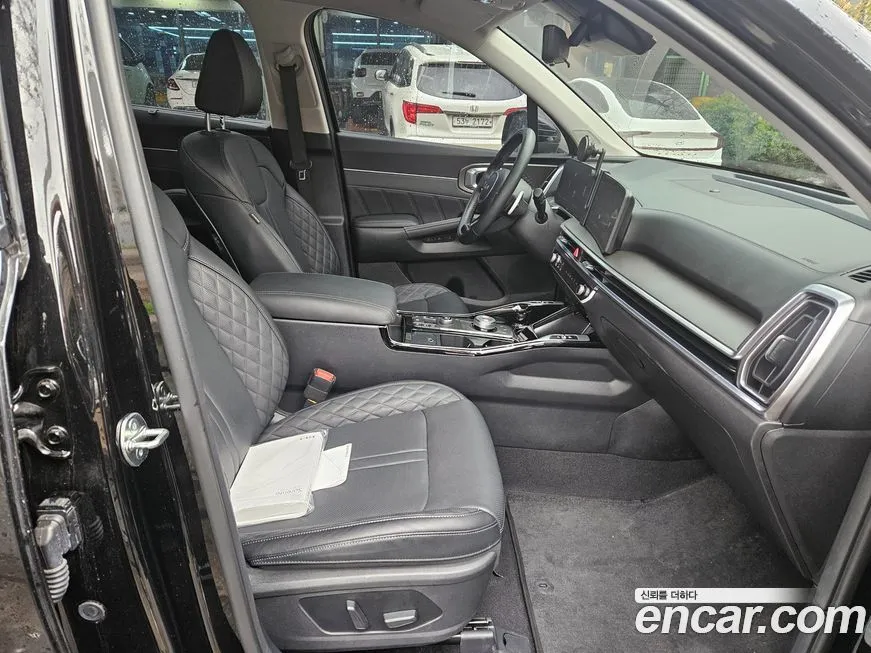 Kia Sorento — фото 5