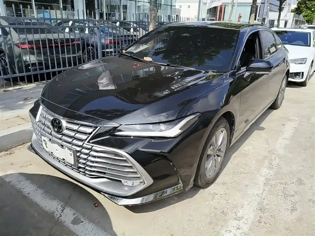 Toyota Avalon — фото 4