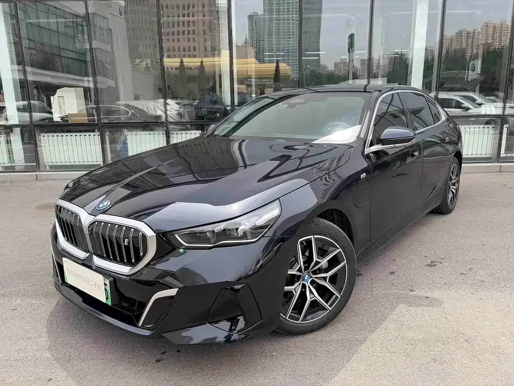 BMW i5 2024 из CN, фото 1