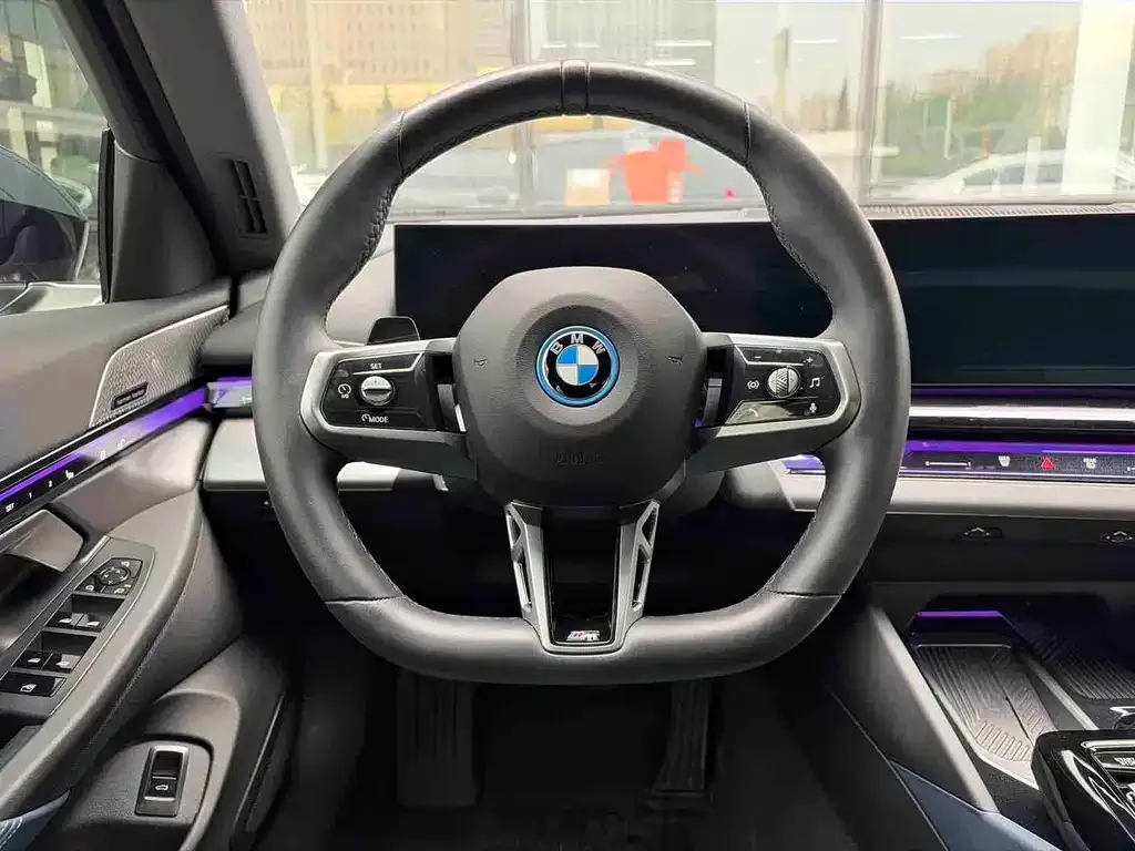 BMW i5 2024 из CN, фото 3