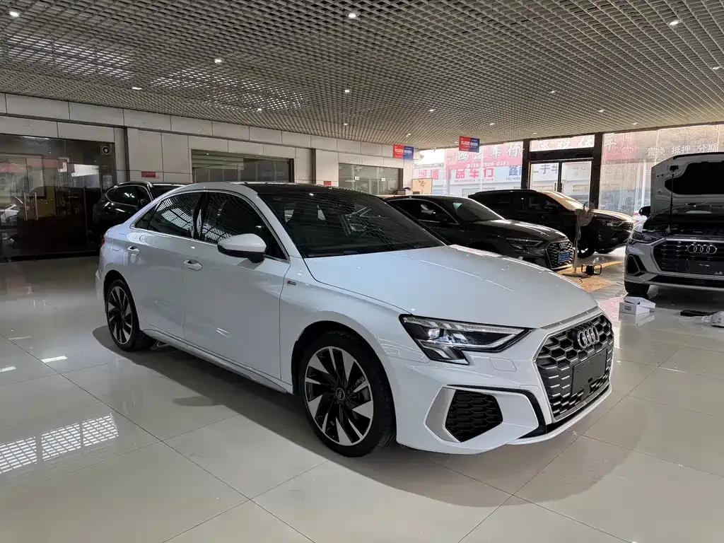 Audi A3 2022 из CN, фото 5