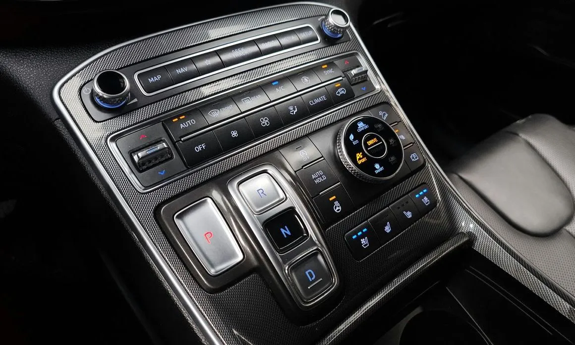 Hyundai Santafe — фото 7