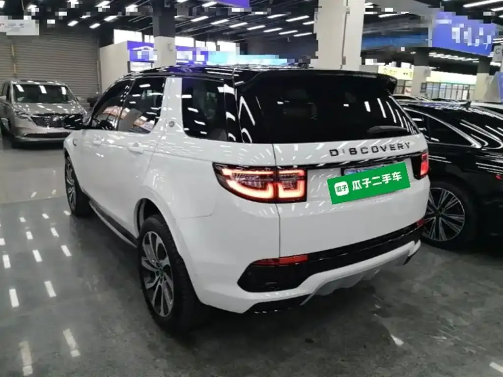 Land Rover Discovery Sport — фото 10