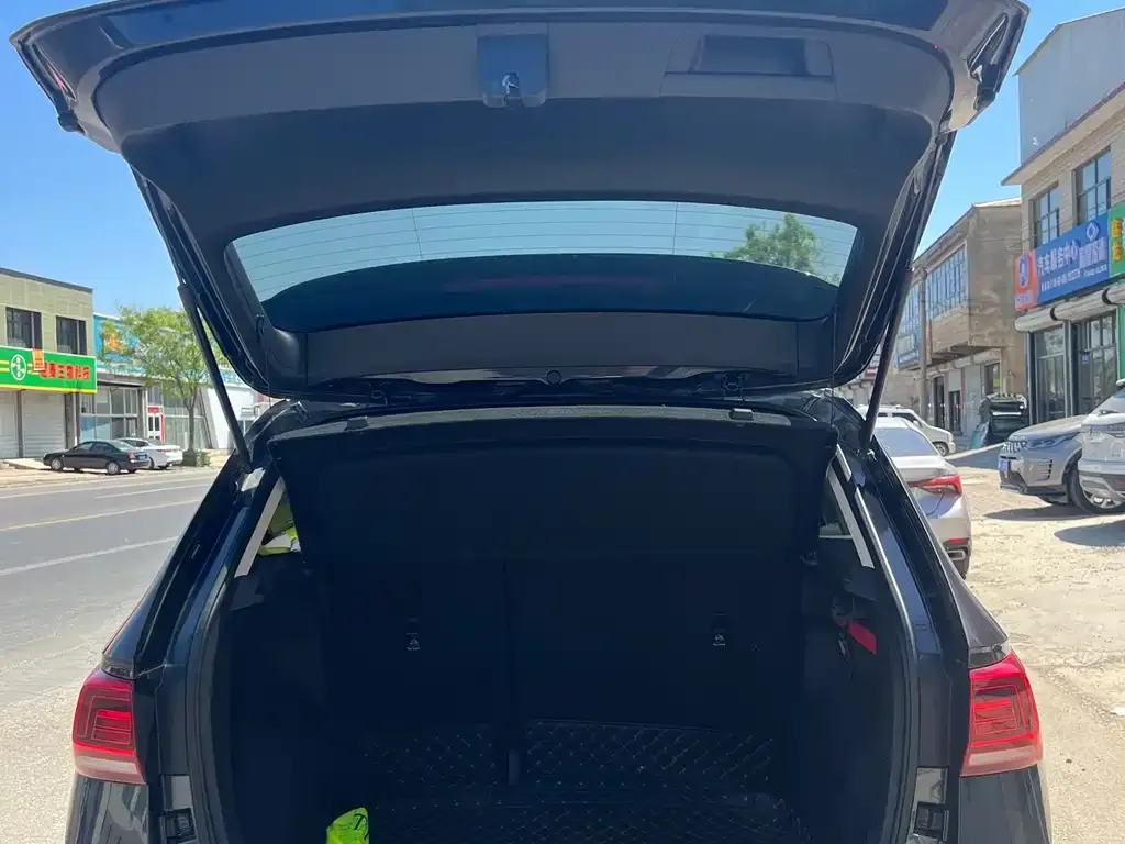 Volkswagen Tharu 2023 из CN, фото 6