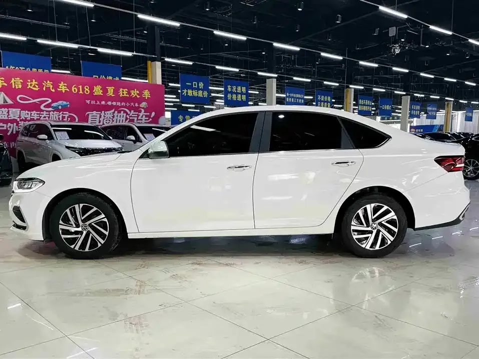 Volkswagen Lavida 2024 из CN, фото 5