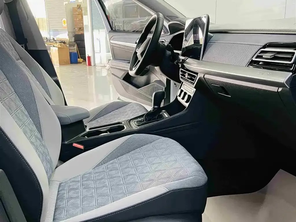 Volkswagen Lavida 2024 из CN, фото 7