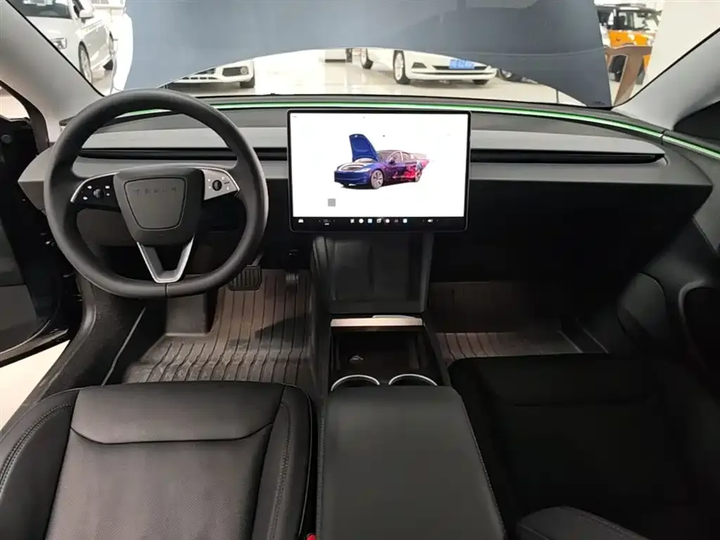 Tesla Model 3 — фото 8