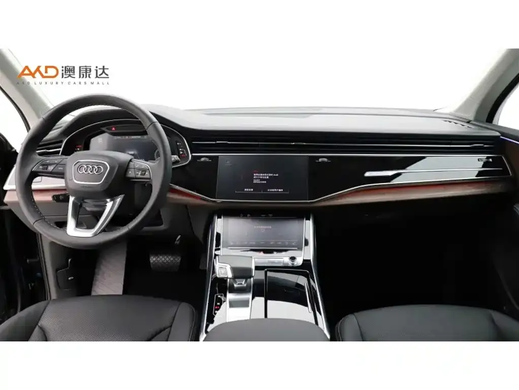 Audi Q7 2025 из CN, фото 7