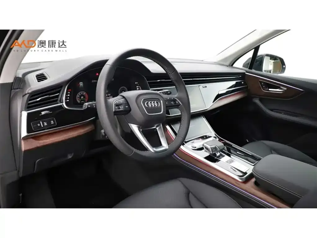 Audi Q7 2025 из CN, фото 9