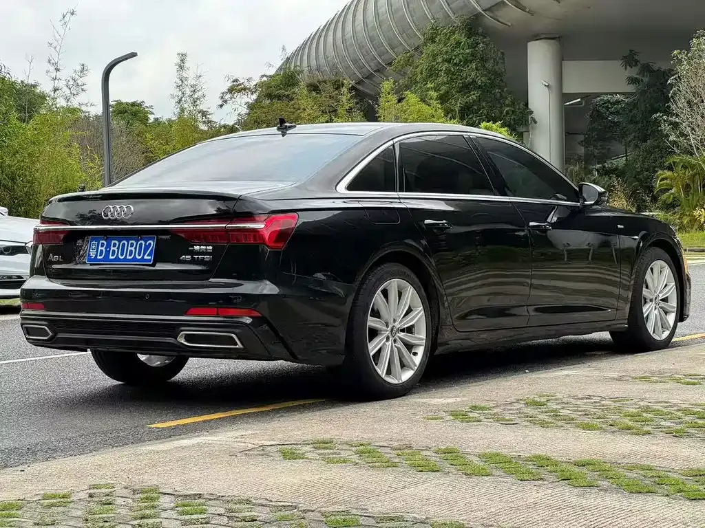 Audi A6L 2021 из CN, фото 5