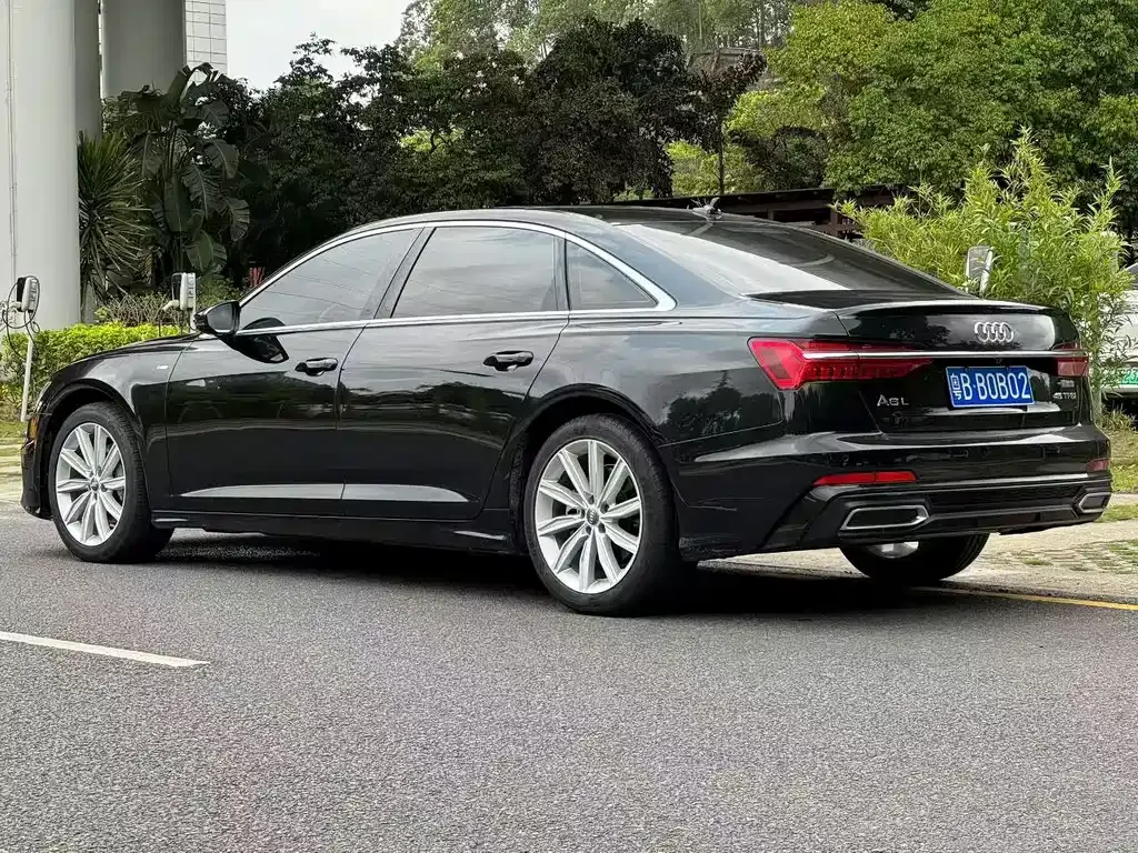 Audi A6L 2021 из CN, фото 7