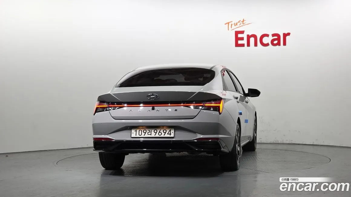 Hyundai AVANTE 2022 из KR, фото 2
