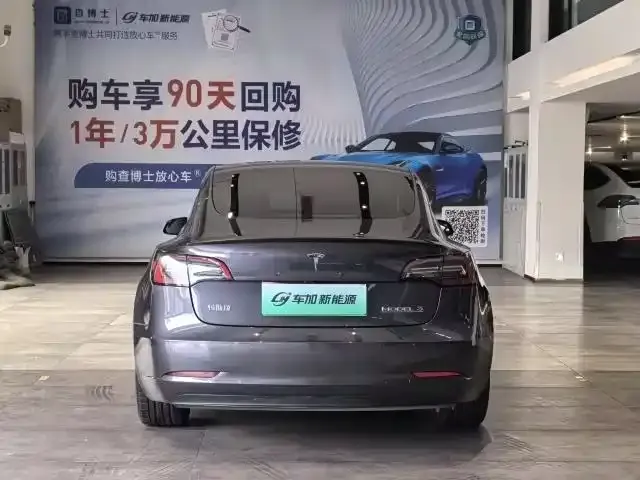 Tesla Model 3 — фото 3