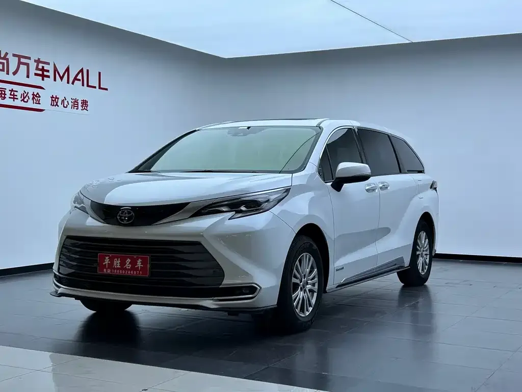 Toyota Sienna 2022 из CN, фото 1