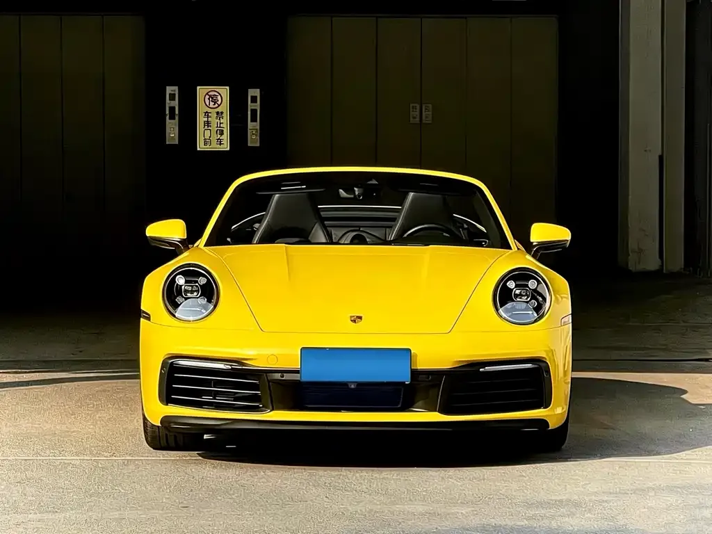 Porsche 911 2022 из CN, фото 1