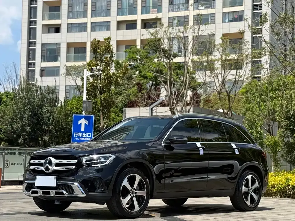 Mercedes-Benz GLC — фото 1