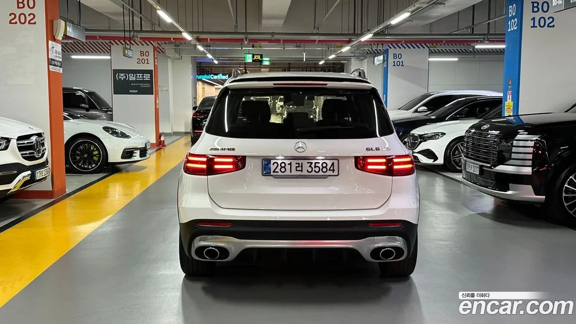 Mercedes-Benz GLB-Class — фото 6
