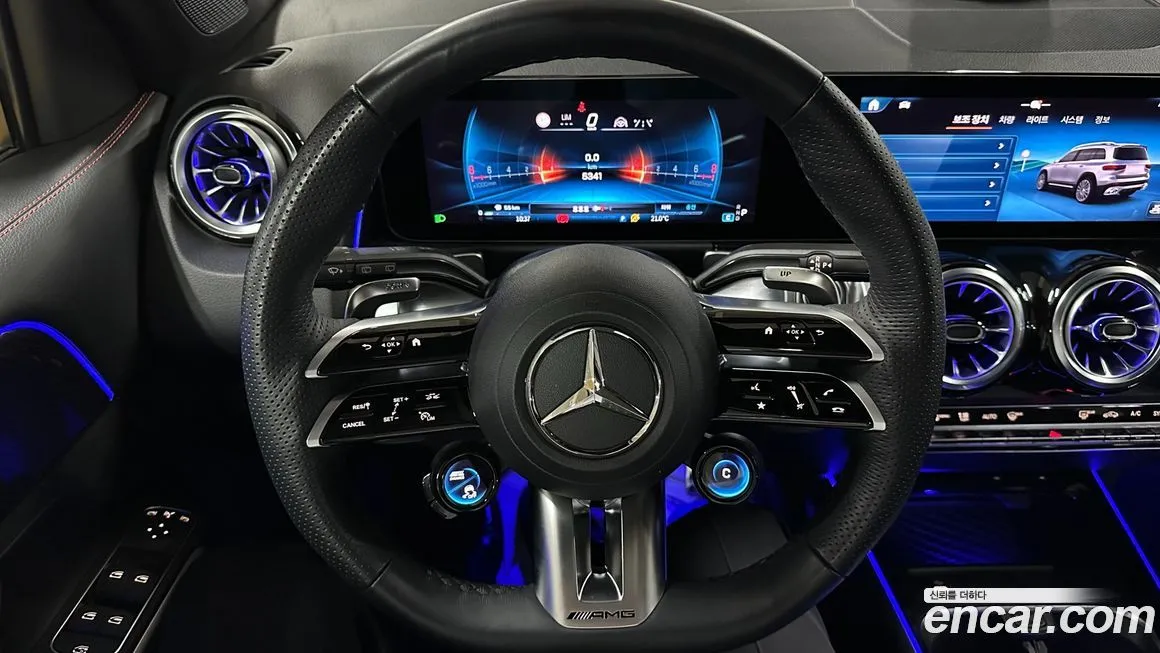 Mercedes-Benz GLB-Class — фото 10