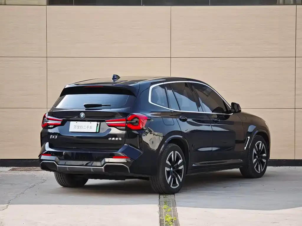 BMW iX3 2024 из CN, фото 7