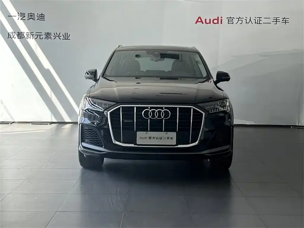 Audi Q7 2021 из CN, фото 3