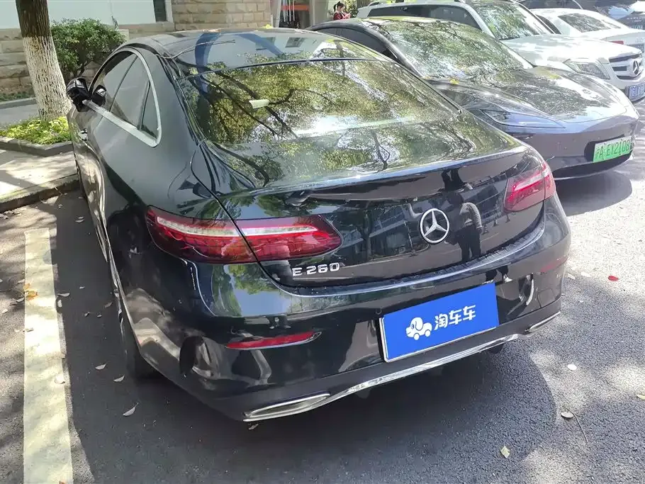Mercedes-Benz E-Class (Import) — фото 6