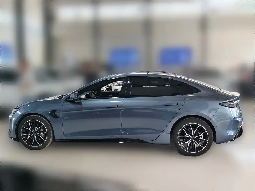 BYD Seal — фото 2