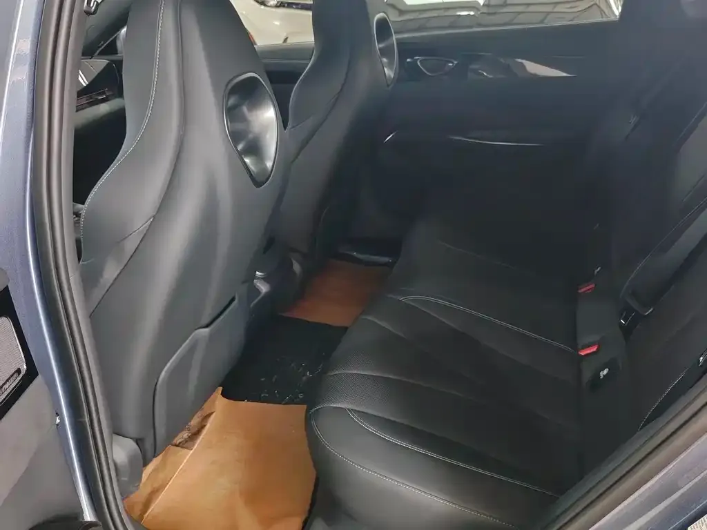 BYD Seal — фото 4