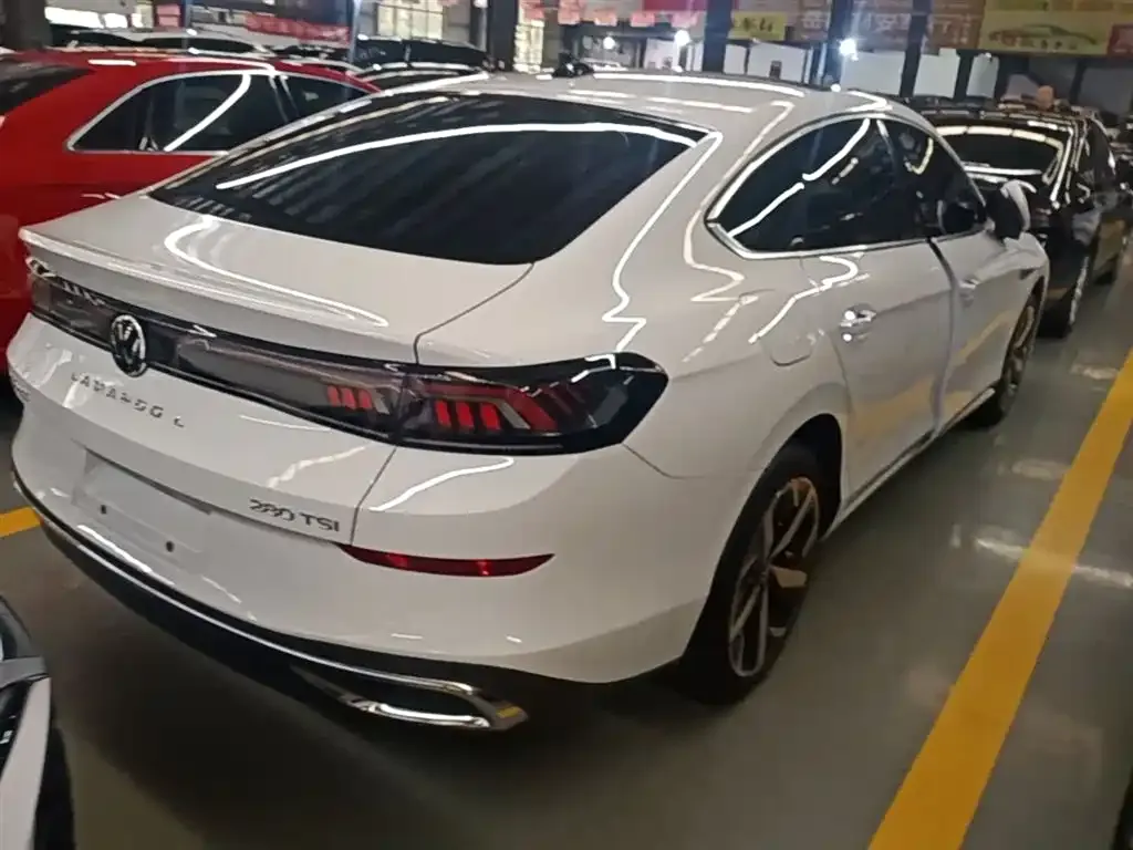 Volkswagen Lamando 2024 из CN, фото 8
