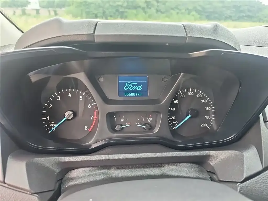 Ford Tourneo — фото 2