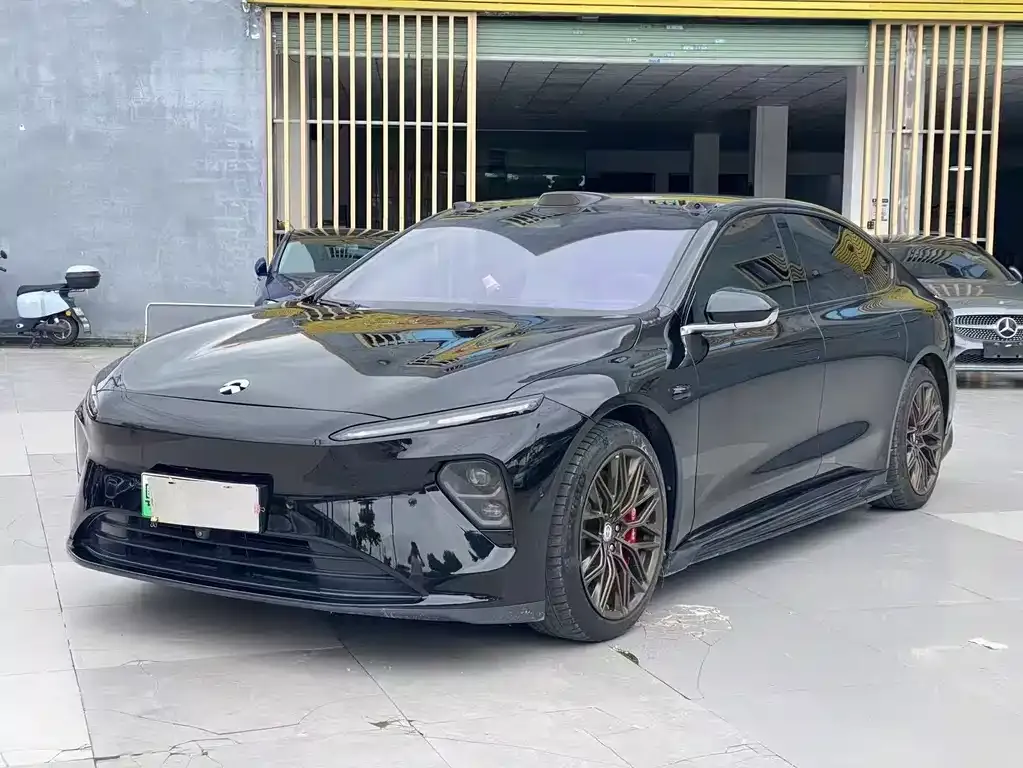 NIO ET7