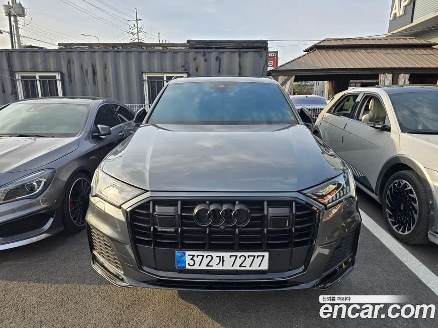 Audi Q7